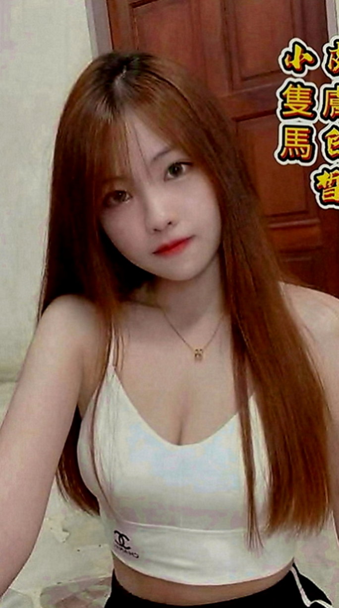新社全套：珍奈 |外語系|165cm|53kg|D罩杯|18歲|你受不了一直狂射 勾人陪沐浴 小捏捏按摩