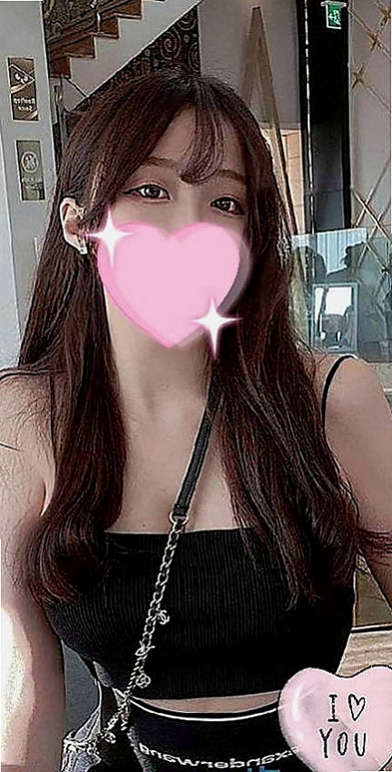 鶯歌外約茶：覓柔 |巨乳空姐|169cm|45kg|C罩杯|23歲|香水專櫃兼職 昨天客人剛做的  身材很贊 奶大腰細 皮膚白皙