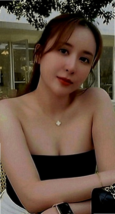 苗栗油壓：米蘭 |高職妹|166cm|47kg|C罩杯|21歲|有種服務叫 你會受不了~！   蜜桃臀 很性感 配合度超高，想體驗謎片中的情境嗎？