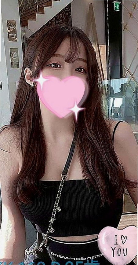 鶯歌外約茶：覓柔 |巨乳空姐|169cm|45kg|C罩杯|23歲|香水專櫃兼職 昨天客人剛做的  身材很贊 奶大腰細 皮膚白皙